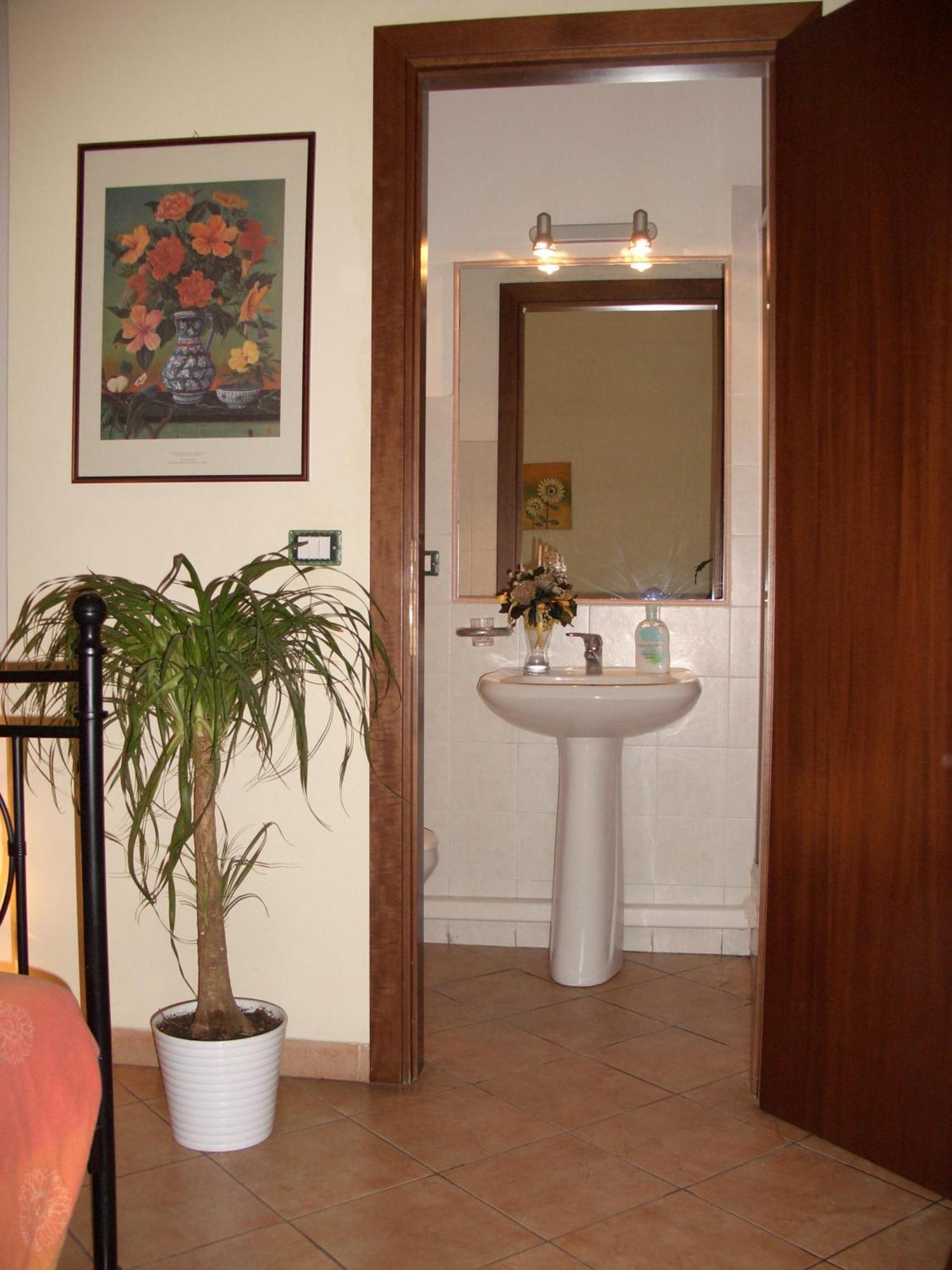 Titina B&B Rome Bagian luar foto