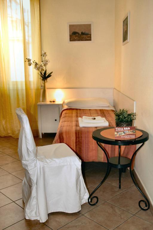 Titina B&B Rome Bagian luar foto